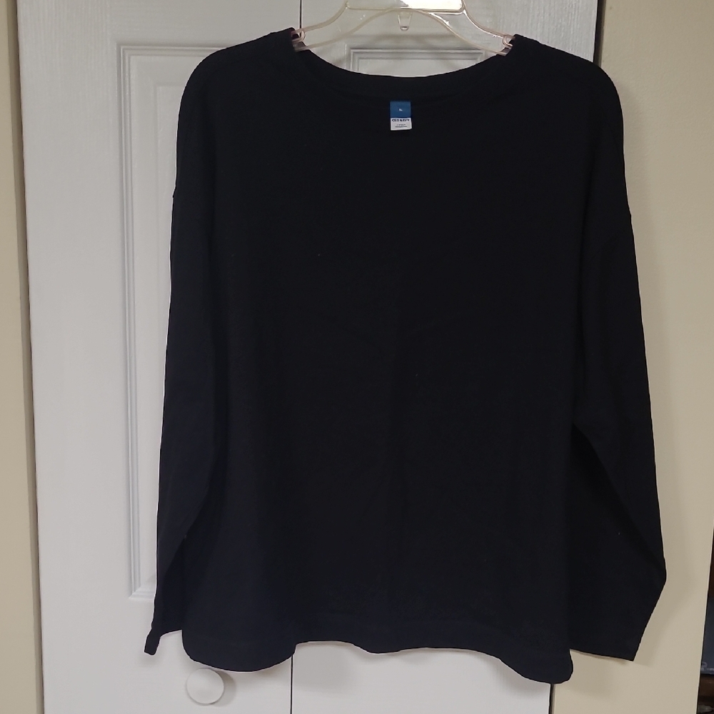 Old Navy Black Crew Neck Athleisure Sz XL Preppy‎ Side Slits